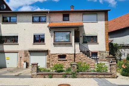 Haus Frankenberg (Eder) - 6 Zimmer, 190 m&sup2;, 90.000&euro; | Angebot:26802983