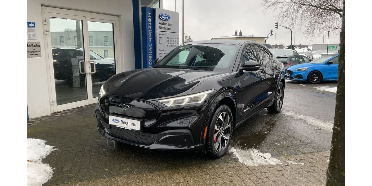 Ford Mustang Mach-E 30.000 km 37.890 &euro; Hennef (Sieg) 53773