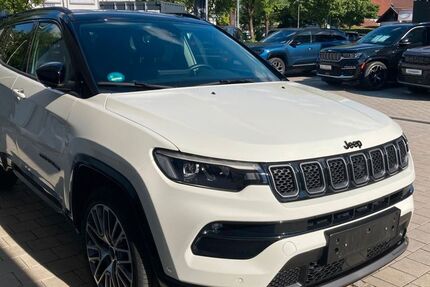 Jeep Compass 19.250 km 27.900 &euro; Ismaning 85737