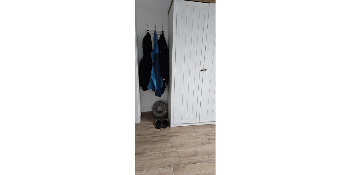 Etagenwohnung Nordhastedt - 6 Zimmer, 130 m&sup2;, 1.000&euro; | Angebot:26393810