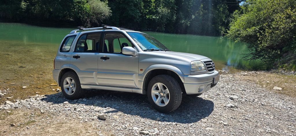 Suzuki Grand Vitara 206.000 km 6.999 &euro; Sindelsdorf 82404