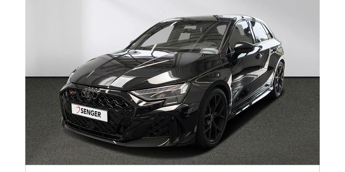Audi RS3 6.895 km 61.880 &euro; Bielefeld 33609