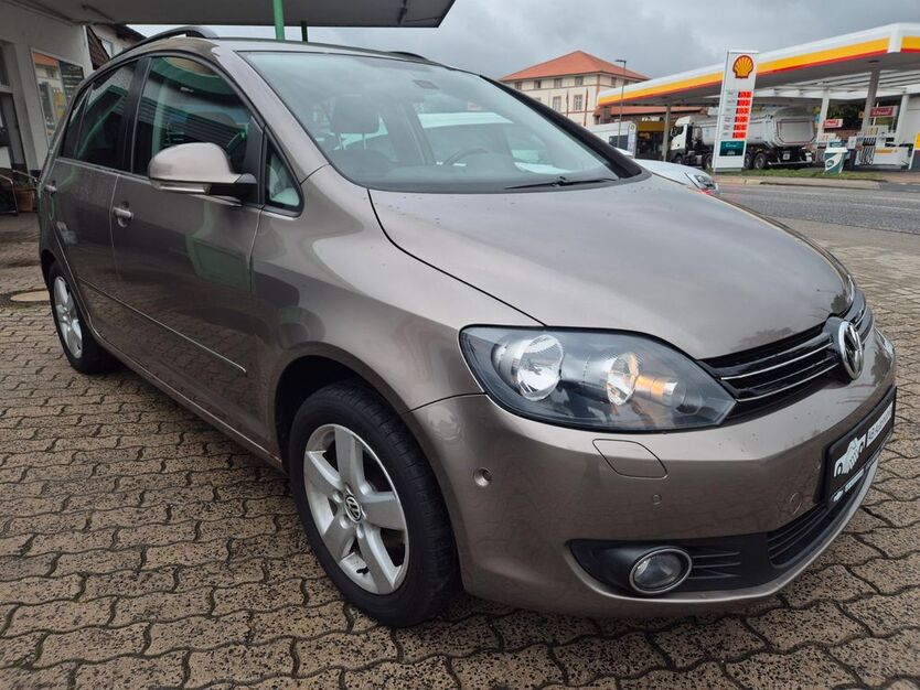 VW Golf 126.900 km 5.900 € Büdingen 63654