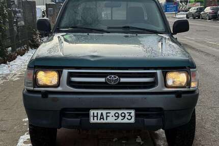 Toyota Hilux 428.155 km 6.490 &euro; Hamburg 20537