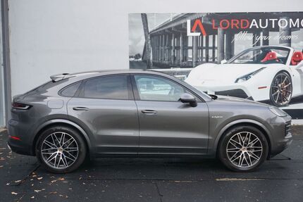Porsche Cayenne 17.900 km 98.999 &euro; Stuttgart 70499