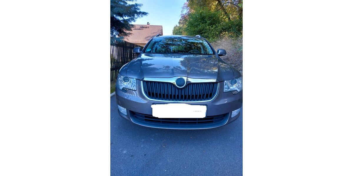 Skoda Superb 186.000 km 5.700 &euro; Plauen 08525