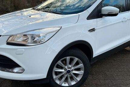 Ford Kuga 152.270 km 5.980 &euro; Offenbach am Main 63069