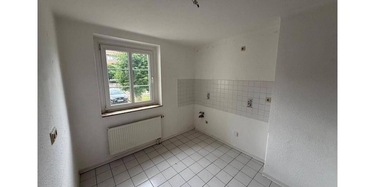 Hochparterre Aschersleben - 2 Zimmer, 35 m&sup2;, 30.000&euro; | Angebot:27007180