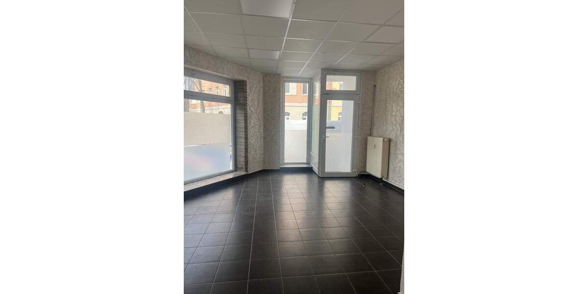Gewerbeobjekt Döbeln - 4 Zimmer, 82 m&sup2;, 399&euro; | Angebot:25709003