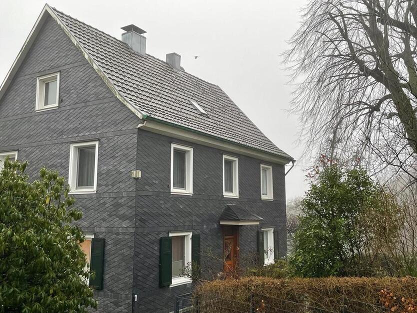 Wohnhaus mit landwirtschaftlichen Nebengebäuden zimmer