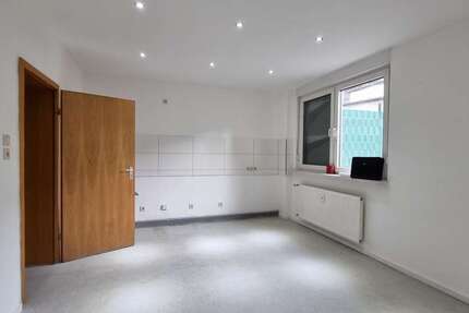 Wohnung zum Mieten in Duisburg 300 € 45 m² 1 zimmer