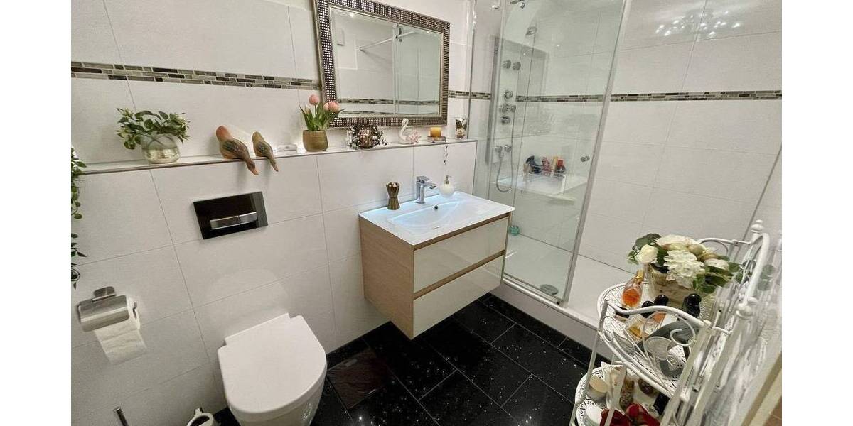 Terrassenwohnung Hamburg Volksdorf - 3 Zimmer, 122 m&sup2;, 1.866&euro; | Angebot:26827049