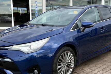 Toyota Avensis 127.546 km 10.990 &euro; Niedergebra 99759