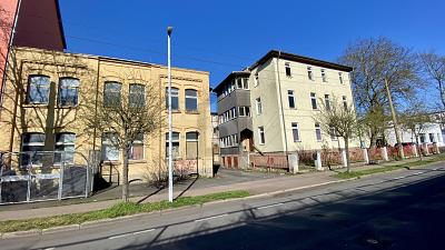 RIESIGES ENTWICKLUNGSPOTENZIAL IN GUTER LAGE - Haus Eisenach | Angebot:26766080