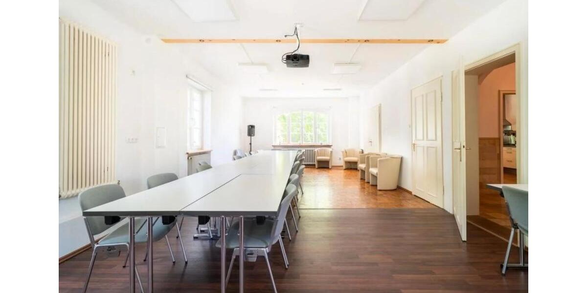 Villa Röfingen - 10 Zimmer, 336 m&sup2;, 998.000&euro; | Angebot:27072238