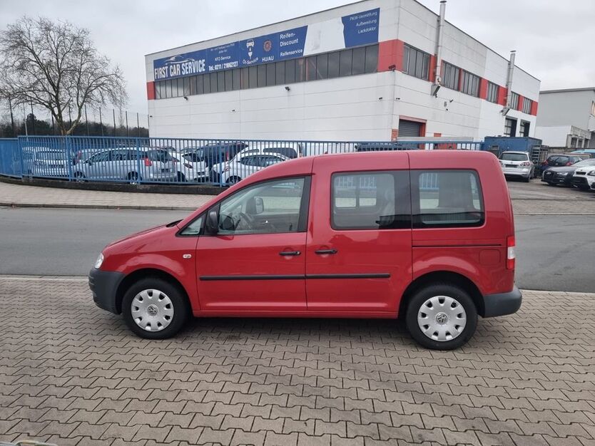 VW Caddy 104.189 km 6.699 € Düsseldorf 40599