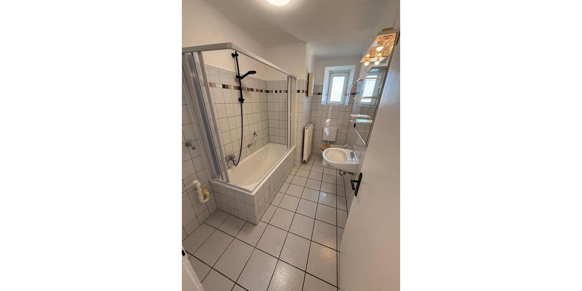 Etagenwohnung Merzig - 2 Zimmer, 70 m&sup2;, 700&euro; | Angebot:26364548