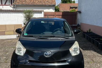 Toyota IQ 38.000 km 7.999 &euro; Rüsselsheim 65428