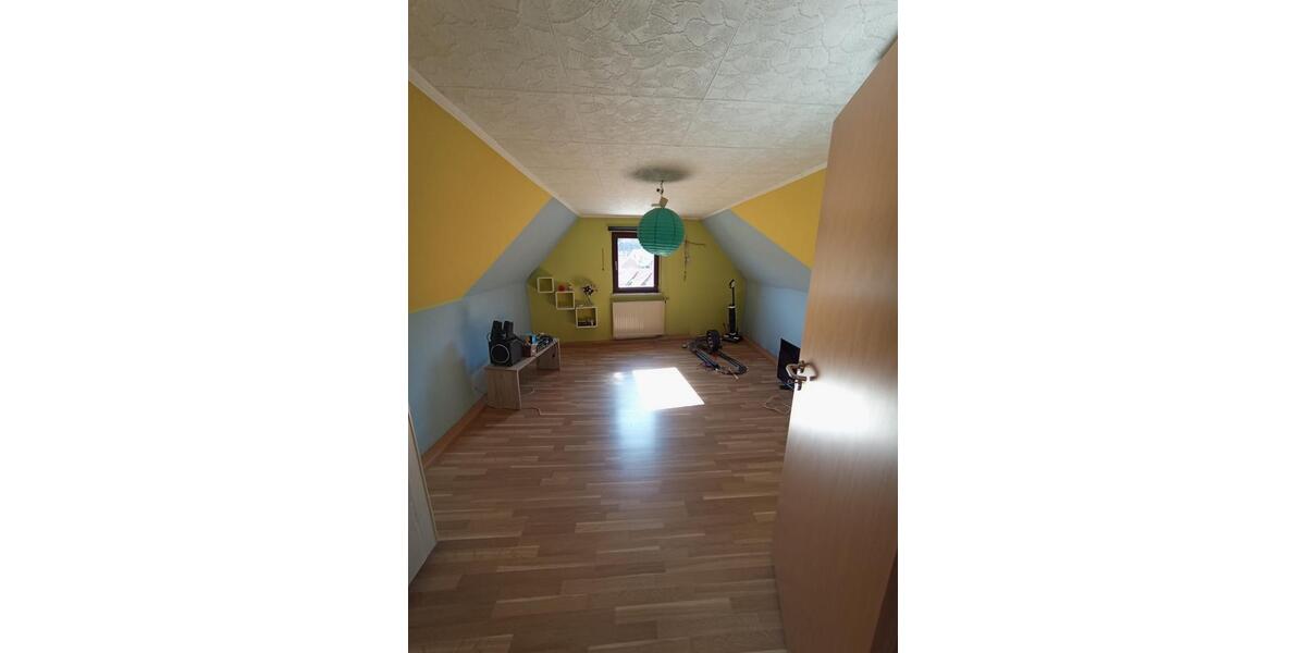 Einfamilienhaus Albersweiler - 6 Zimmer, 130 m&sup2;, 180.000&euro; | Angebot:26719775
