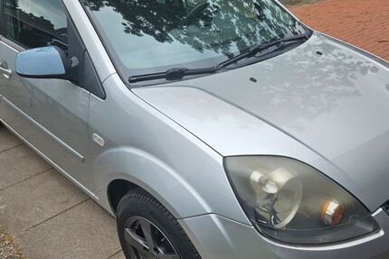Ford Fiesta 142.000 km 1.800 &euro; Rendsburg 24768