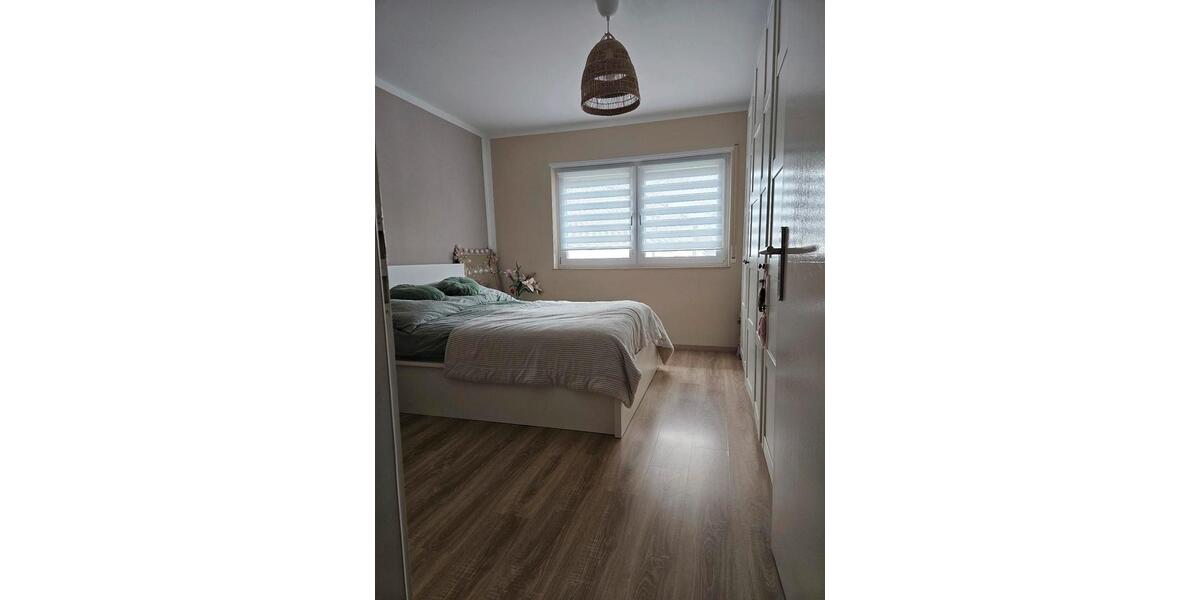 Etagenwohnung Haßloch - 7 Zimmer, 165 m&sup2;, 410.000&euro; | Angebot:26439598
