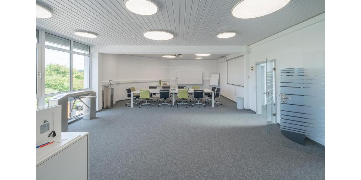 Gewerbeobjekt Villingen-Schwenningen Schwenningen - 2.317&euro; | Angebot:22402010