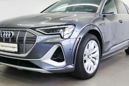 Audi e-tron 37.560 km 42.900 € Passau 94036
