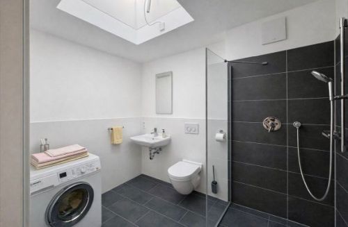 Hochwertige 4-Zimmer-Wohnung in 81245 München (ID 1600) - Dachgeschoßwohnung München München | Angebot:26512099