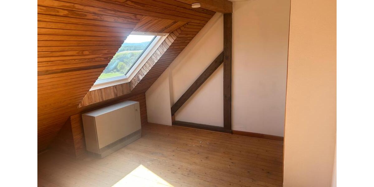 Dachgeschoßwohnung Bad Münstereifel - 1 Zimmer, 38 m&sup2;, 320&euro; | Angebot:25394210
