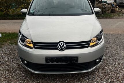 VW Touran 229.406 km 7.300 &euro; Blomberg 32825