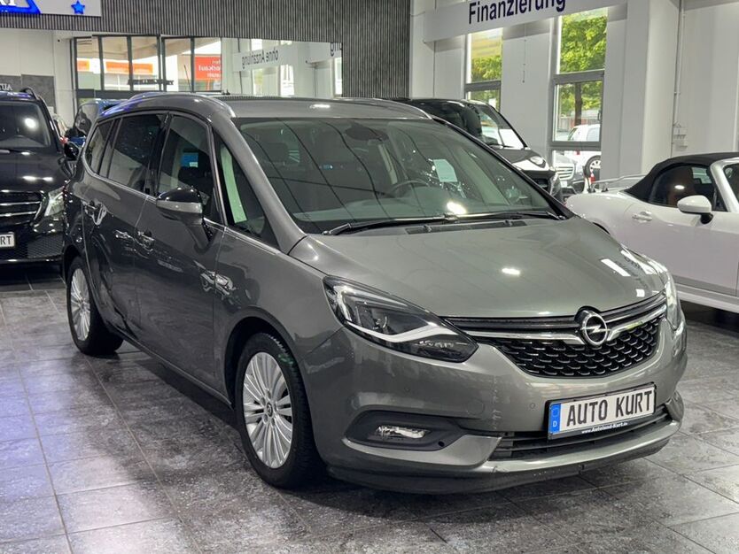 Opel Zafira 234.149 km 5.990 € München 81829