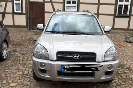 Hyundai TUCSON 196.000 km 3.900 &euro; Abbenrode 38871