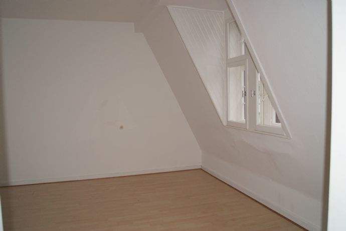 Etagenwohnung Bremen Schwachhausen - 4 Zimmer, 115 m&sup2;, 1.300&euro; | Angebot:26658618