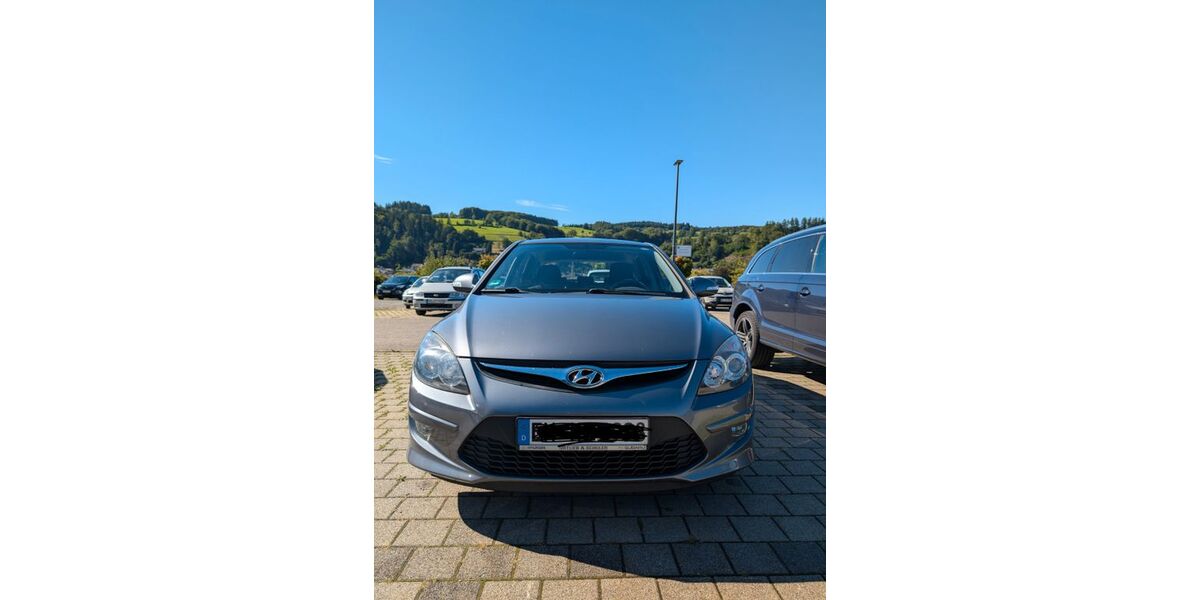 Hyundai i30 202.000 km 2.099 &euro; Elzach 79215