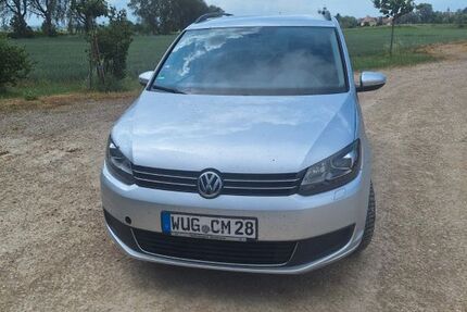 VW Touran 250.000 km 5.000 &euro; Hainsfarth 86744
