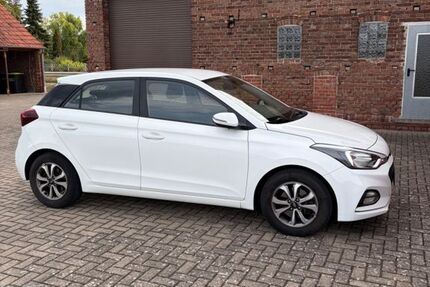 Hyundai i20 110.000 km 9.200 &euro; Rahden 32369