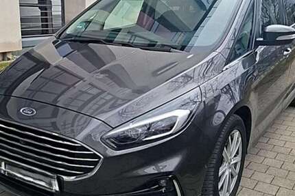 Ford Galaxy 66.473 km 31.900 &euro; Berlin 12359