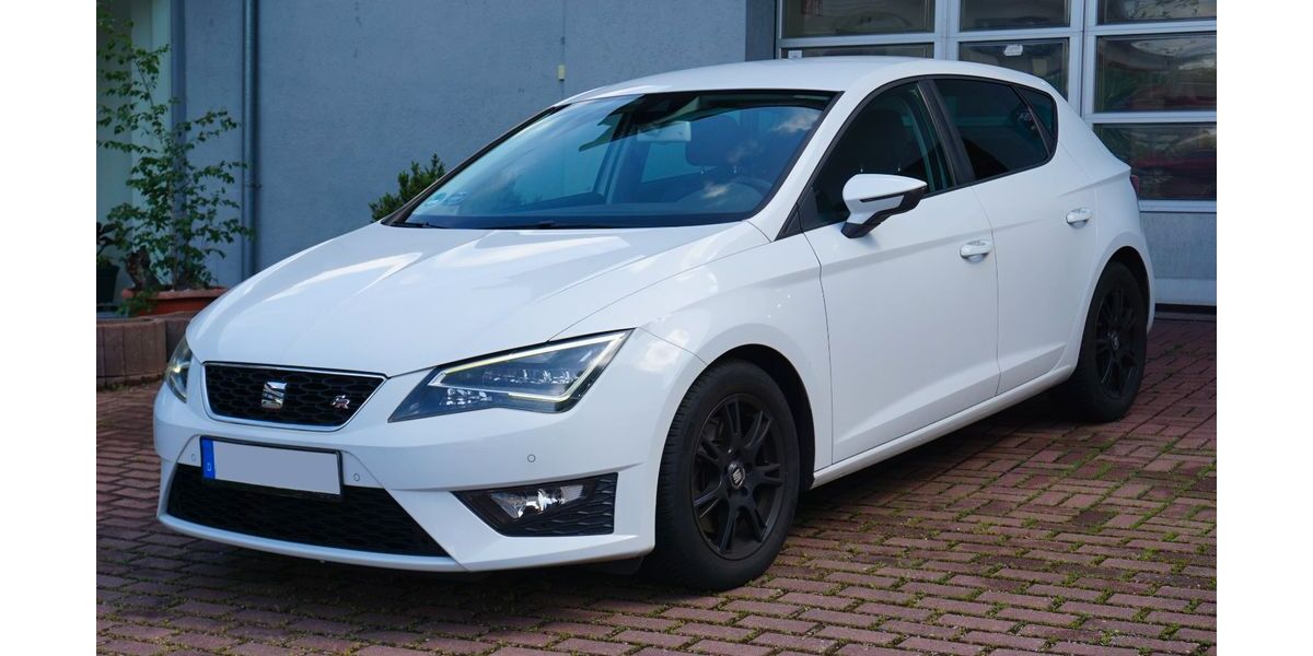 Seat Leon 78.000 km 11.950 &euro; Altenburg 04600