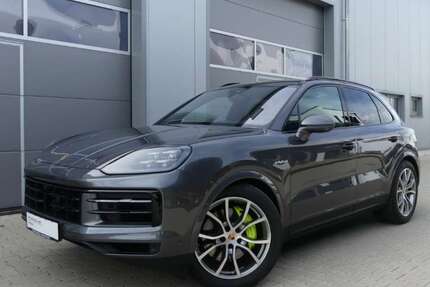 Porsche Cayenne 28.400 km 95.900 € Gilching 82205