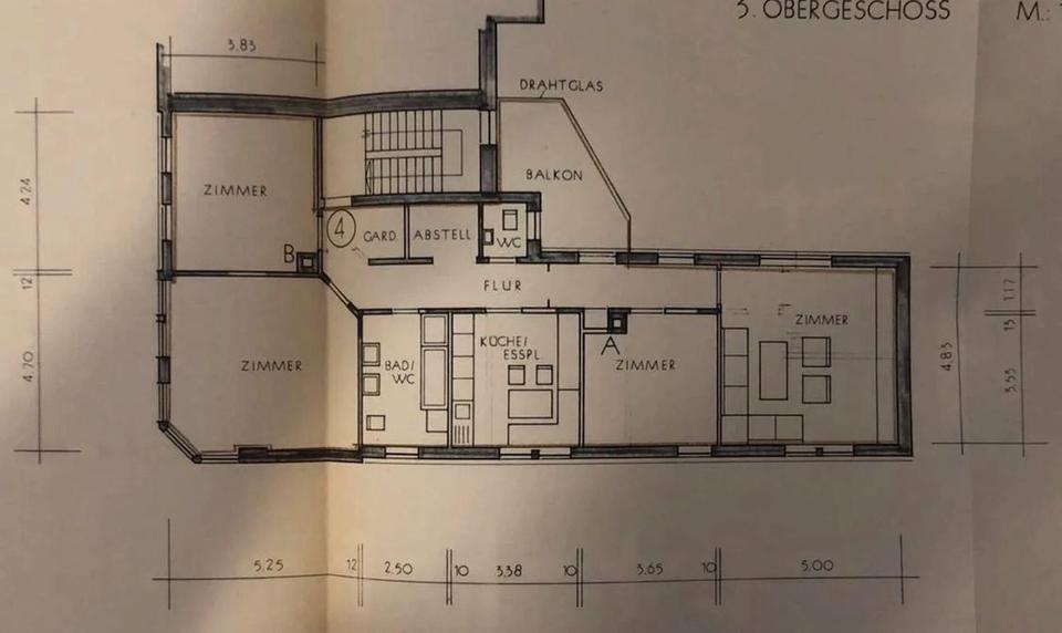4-Zimmer Eigentumswohnung sowie 1-Zimmer Dachgeschosswohnung 5 zimmer