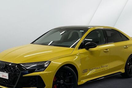 Audi RS3 4.000 km 75.990 &euro; Bad Tölz 83646