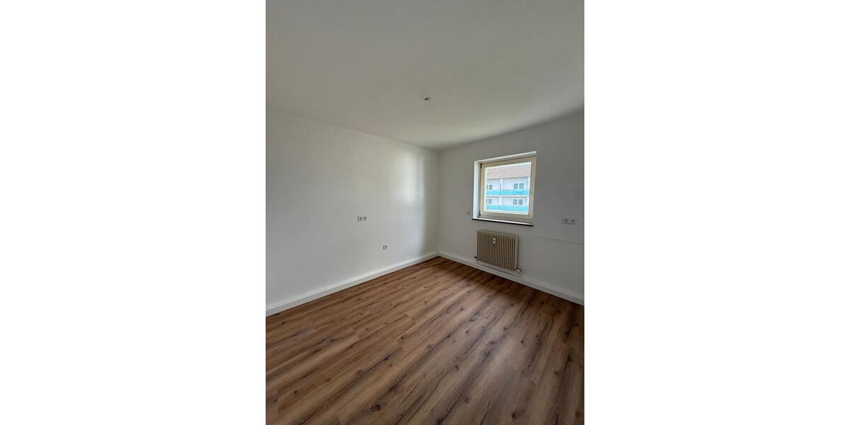 Etagenwohnung Amberg - 3 Zimmer, 66 m&sup2;, 685&euro; | Angebot:25887617