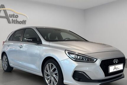 Hyundai i30 43.300 km 16.499 € Stuttgart 70195