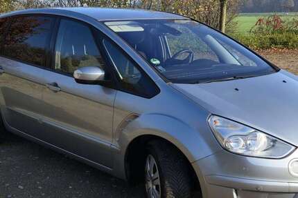 Ford S-Max 154.000 km 4.399 &euro; Kerken 47647