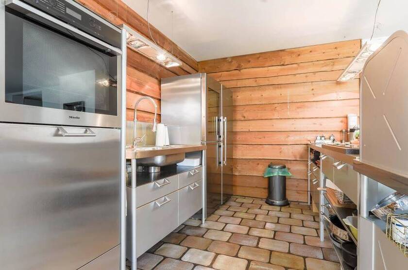 Exklusives Einfamilienhaus mit 2 EinliegerWohnungen* hochwertige Ausstattung * großzügige Raumaufteilung * Wellnessbe...