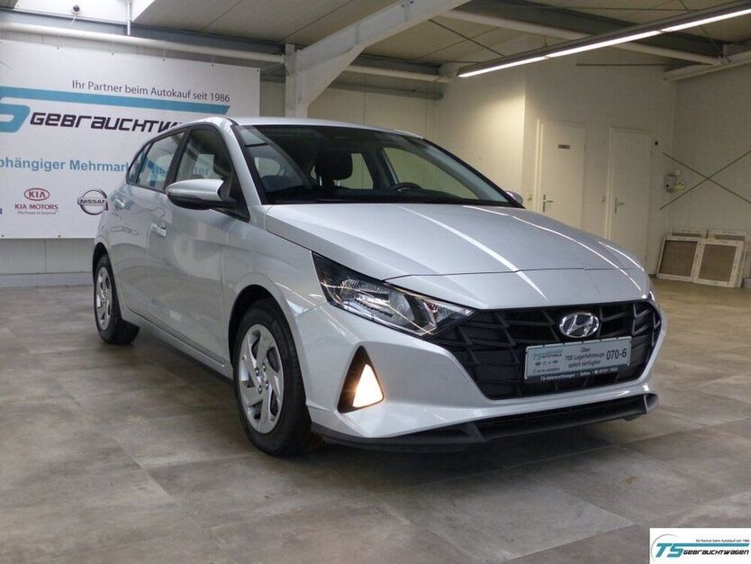 i20