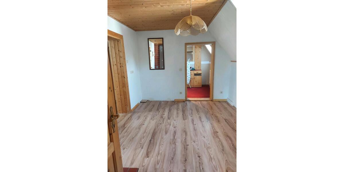 Einfamilienhaus Leipzig Nord - 10 Zimmer, 200 m&sup2;, 175.000&euro; | Angebot:26858164