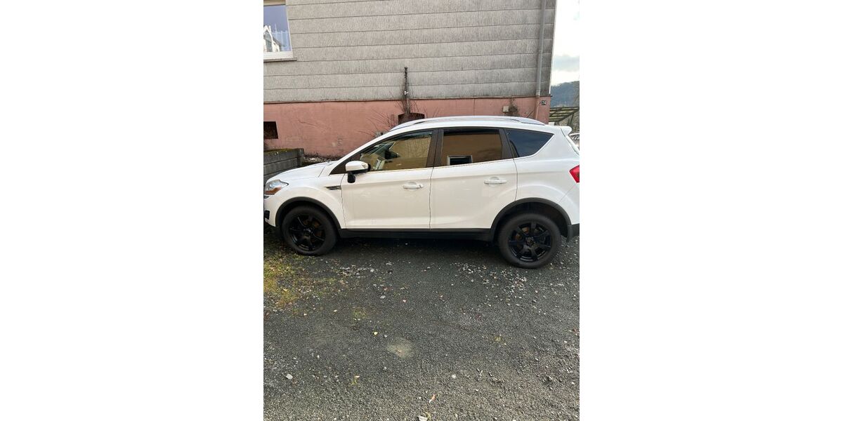 Ford Kuga 153.000 km 8.500 &euro; Gladenbach 35075