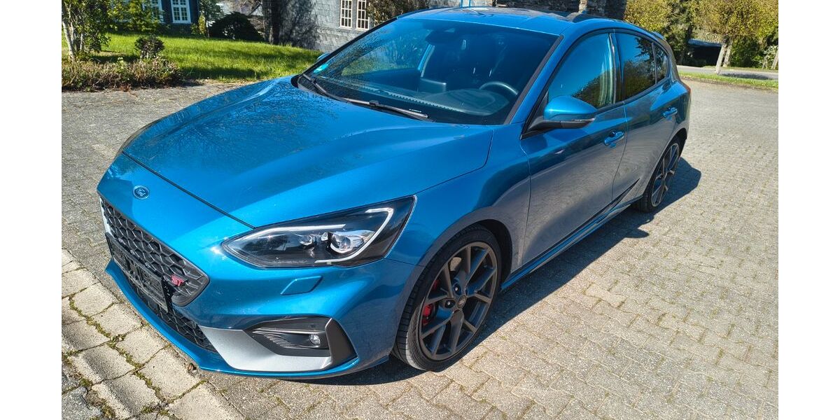 Ford Focus 73.500 km 22.290 &euro; Lötzbeuren 56843