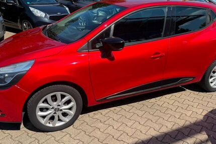 Renault Clio 118.000 km 6.999 &euro; Essen 45147